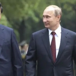 LongPort - 普京的交易员