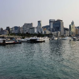 LongPort - 不知终日梦为鱼