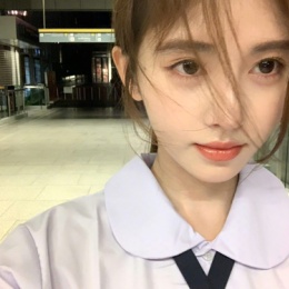 满仓tqqq小姐姐