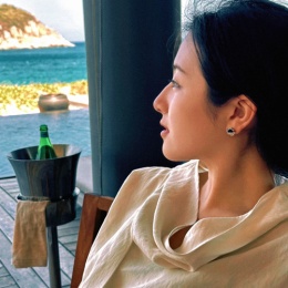 LongPort - 可爱又迷人的反叛角色