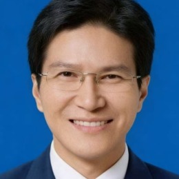 LongPort - Elaine Lee